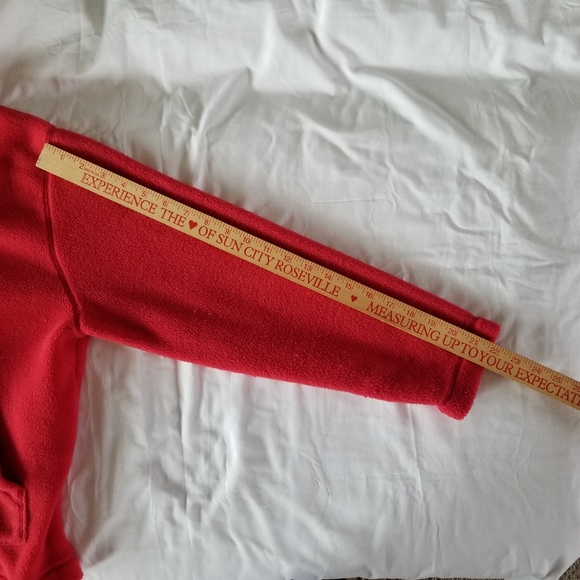 Disneyland Resort Minnie Mouse 28 Medium Size Red Fleece Hoodie Vintage Y2k - Picture 11 of 13